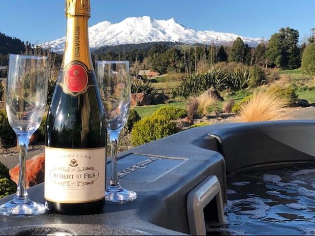 Heavenly Spa Views - Ohakune Holiday Home Ngoại thất bức ảnh